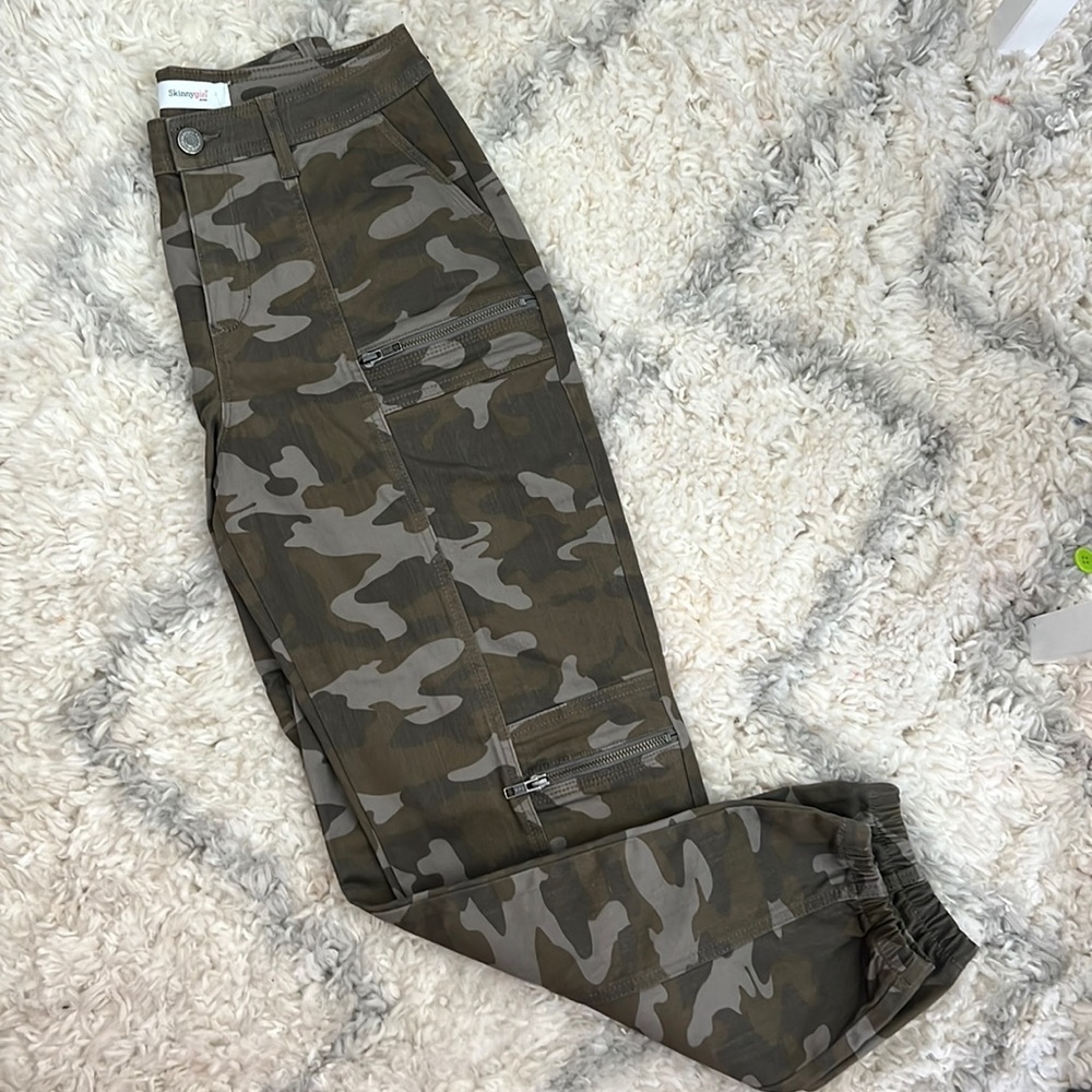 Skinnygirl Olive Green Camo Cargo Jogger Jeans